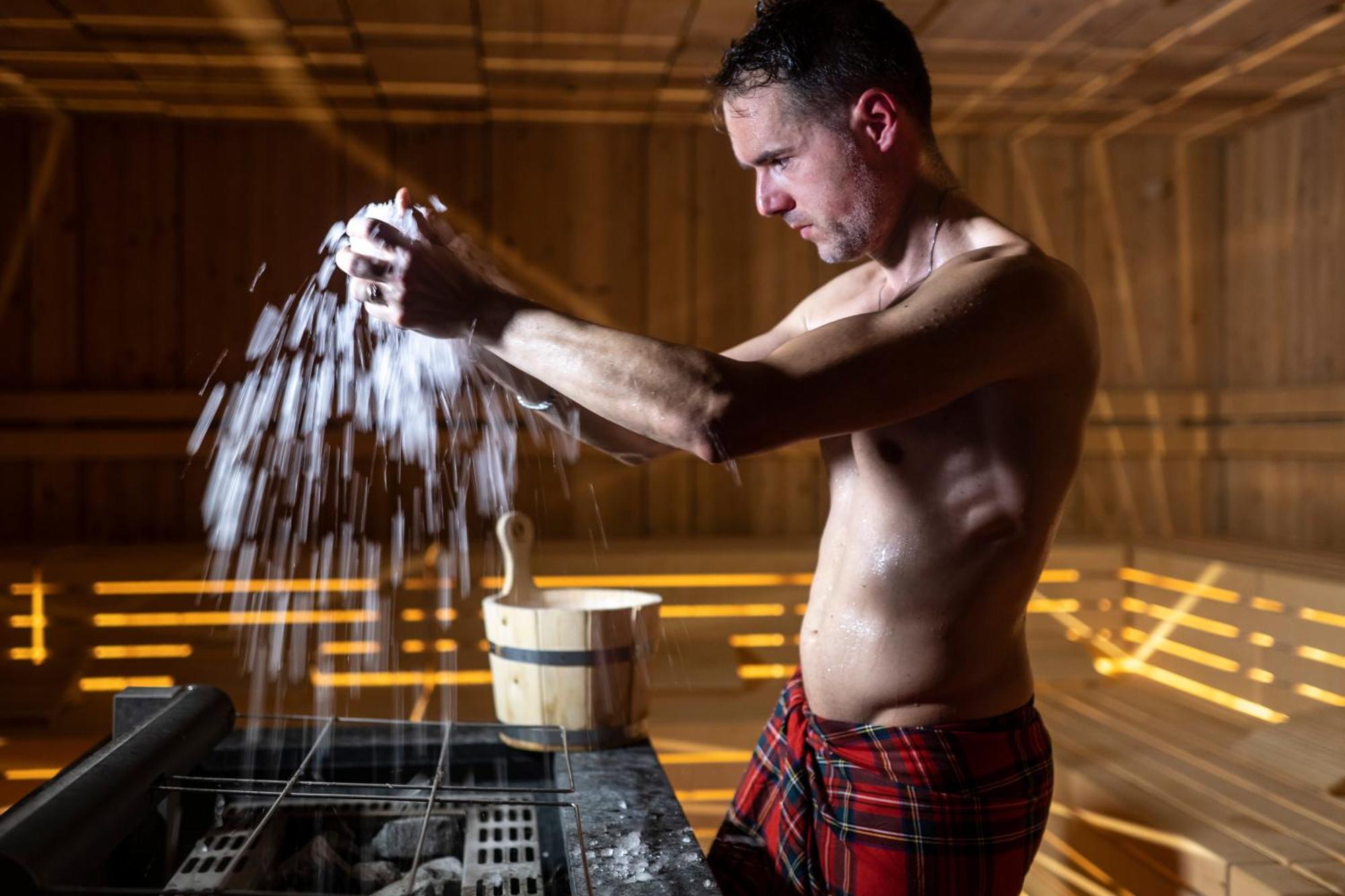 Ciampedie Luxury Alpine Spa Hotel Vigo di Fassa Luaran gambar
