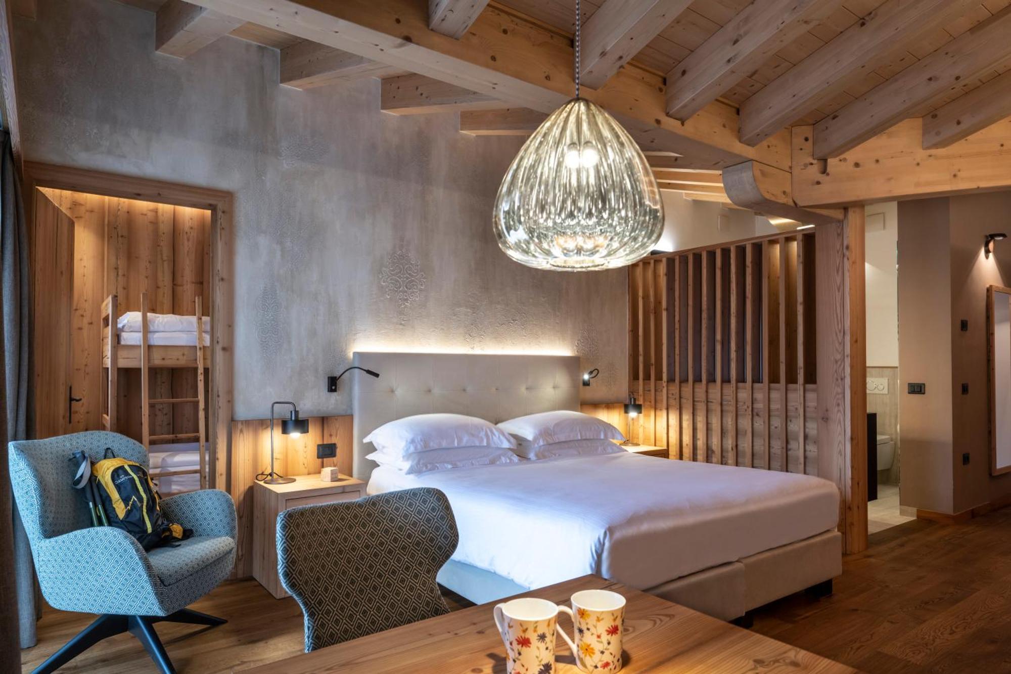 Ciampedie Luxury Alpine Spa Hotel Vigo di Fassa Luaran gambar